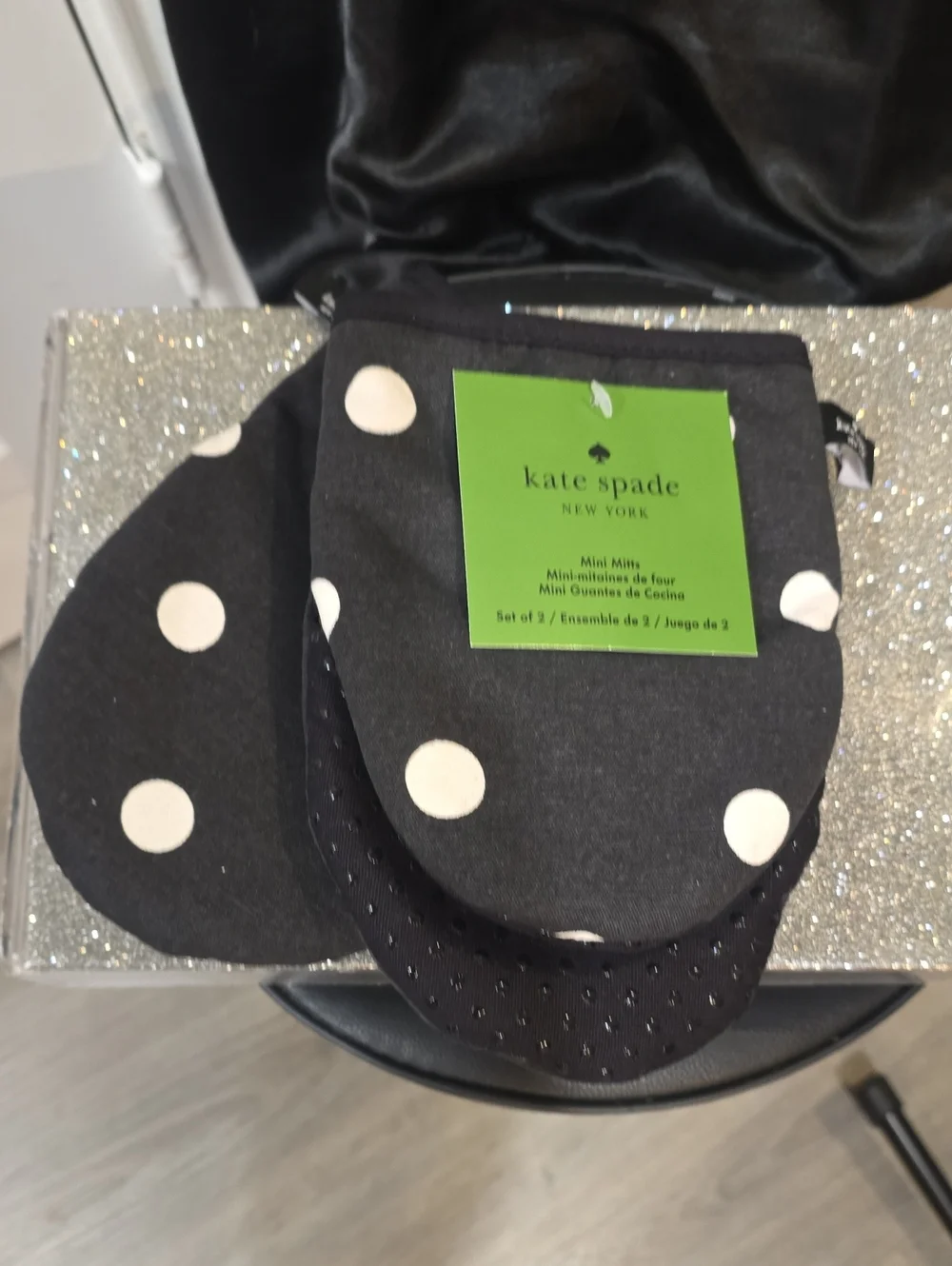 Kate Spade New York Polka Dot Mini Mitts